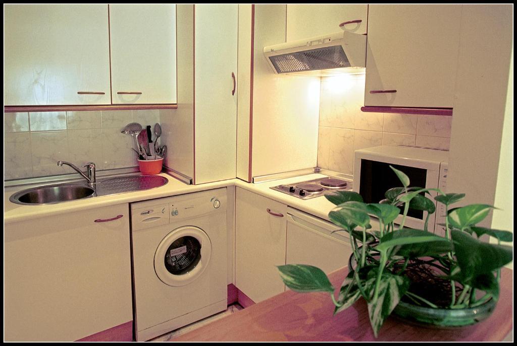 Apartamentos Vertice Bib Rambla Seville Luaran gambar