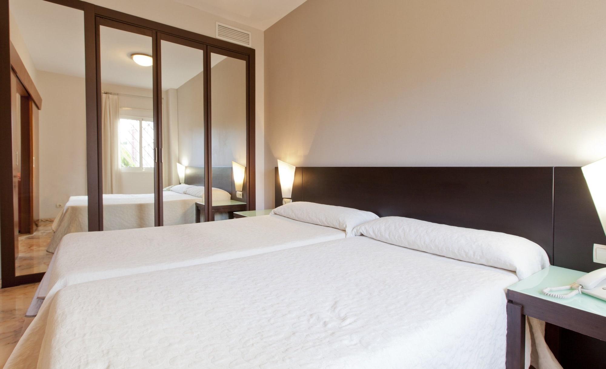 Apartamentos Vertice Bib Rambla Seville Luaran gambar