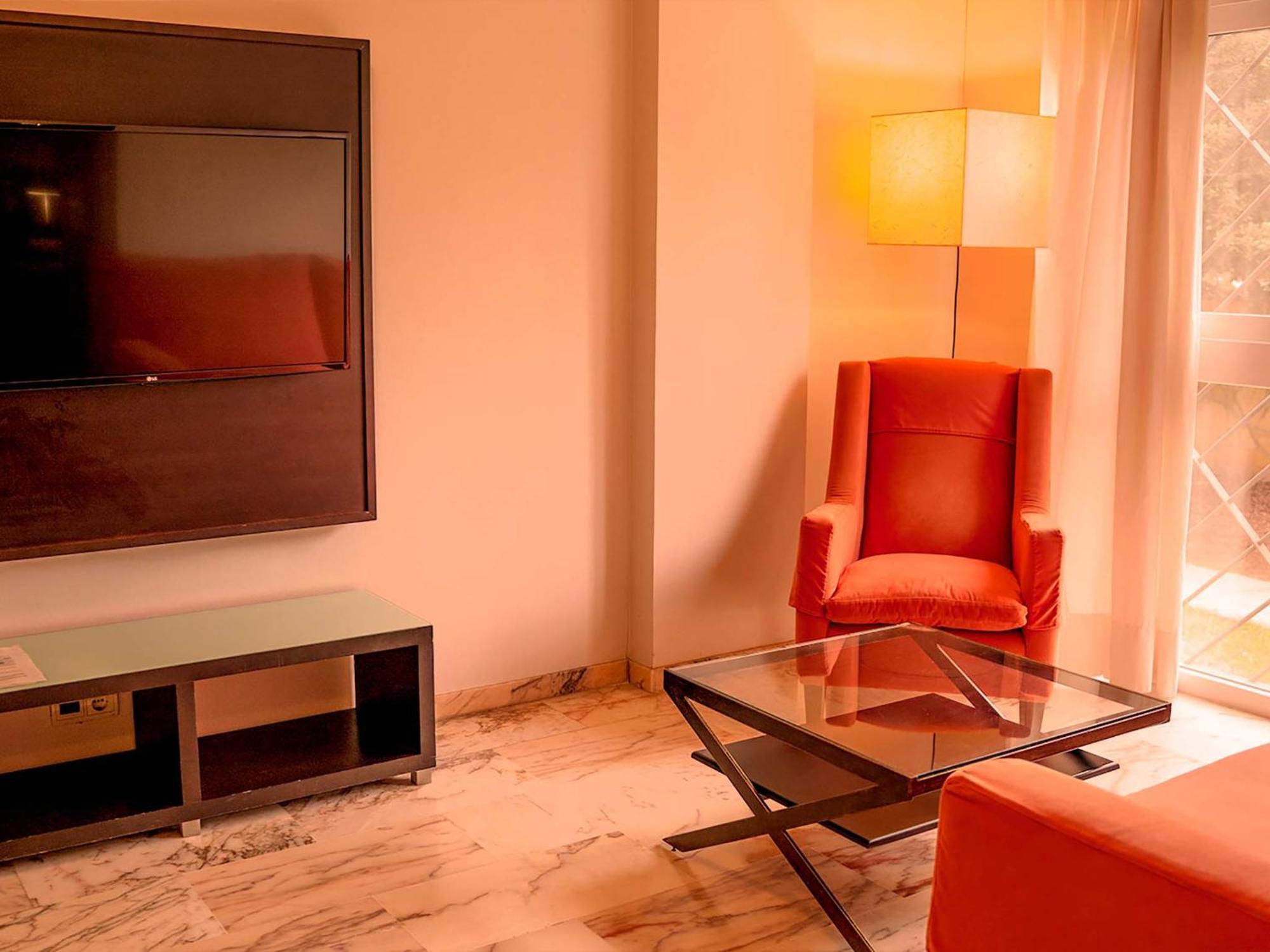 Apartamentos Vertice Bib Rambla Seville Luaran gambar