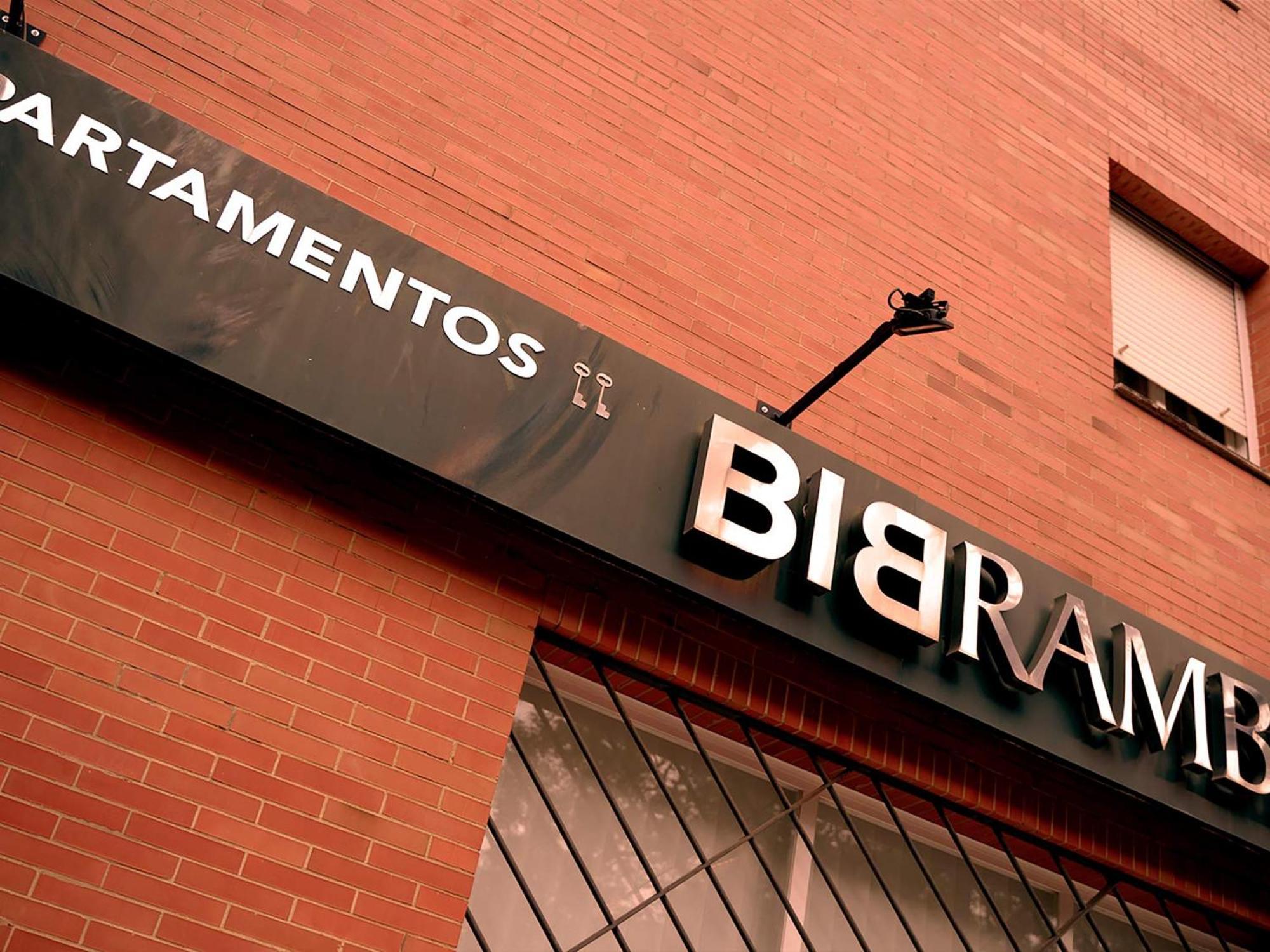 Apartamentos Vertice Bib Rambla Seville Luaran gambar