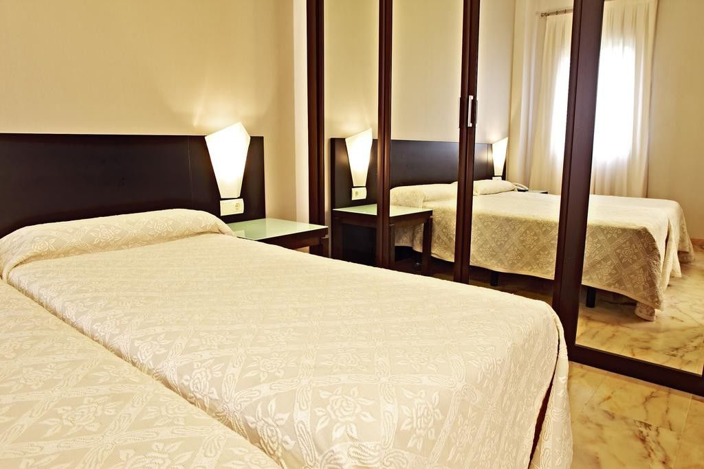 Apartamentos Vertice Bib Rambla Seville Luaran gambar
